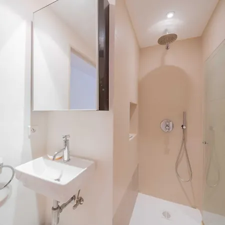شقة Charming With Pool 2br 4p - *